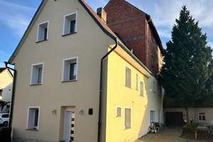 Gepflegtes EFH mit über 1.000 m² Grundstück, Scheune und Ausbaureserve – Die vollständige Adresse der Immobilie erhältst du vom Anbieter., 96132 Schlüsselfeld – Vorschaubild 1