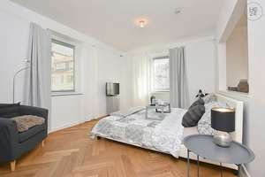 Exklusiv möblierte Altbauwohnung mit wöchentlichem Reinigungsservice im beliebten Stuttgarter Westen – Die vollständige Adresse der Immobilie erhältst du vom Anbieter., 70197 Feuersee, Stuttgart – Vorschaubild 10