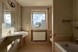 Katip | Gepflegtes Reihenmittelhaus mit Garten & Garage in Gersthofen – leerstehend – Die vollständige Adresse der Immobilie erhältst du vom Anbieter., 86368 Gersthofen – Vorschaubild 27