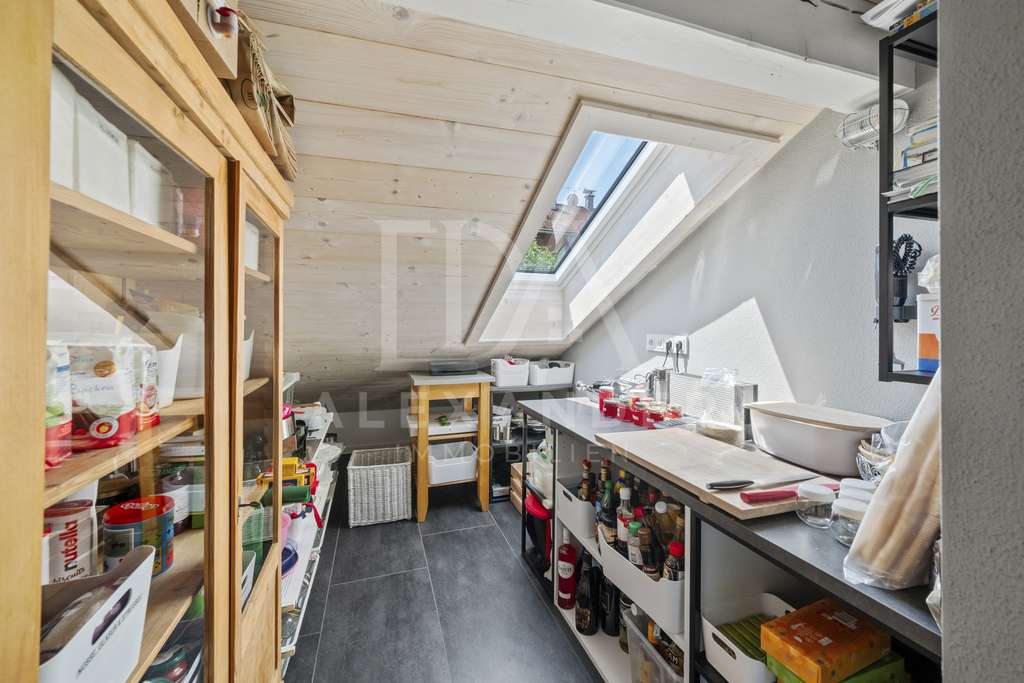 Immobilie in Egling - Ihr Rückzugsort: Galerie, Design & Spa in perfekter Harmonie! - Bild 3