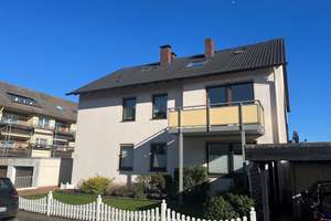 Großartiges Zweifamilienhaus mit schönem Garten, Balkon und Terrasse in Brake  – Die vollständige Adresse der Immobilie erhältst du vom Anbieter., 33729 Heepen, Bielefeld – Vorschaubild 3
