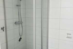 VIVO-Leben an der Uni: modernes & helles Apartment inkl. Einbauküche, Loggia & Tiefgaragenstellplatz – Otto-Hahn-Straße 36d, 93053 Galgenberg, Regensburg – Vorschaubild 8