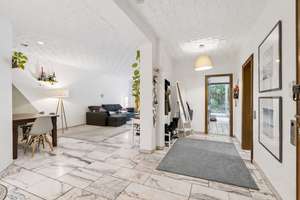 Charmantes Mehrfamilienhaus mit freier Erdgeschosswohnung und eigenem Garten in Essener Top-Lage – 45136 Huttrop, Essen – Vorschaubild 3