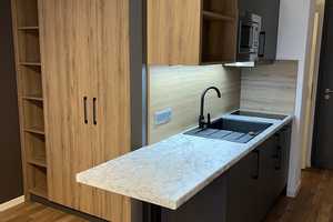 Exklusive, vollst. renovierte 1-Raum-Wohnung mit geh. Innenausstattung mit Balkon und EBK – Rosenheimer Straße 30, 81669 München – Vorschaubild 4