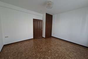 Großzügige 4-Zimmer Wohnung mit eigenem Gartenparadies in Grafenberg Nähe Aaper Wald – 40235 Grafenberg, Düsseldorf – Vorschaubild 6
