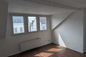 Ruhige 2-Zimmer-Dachgeschosswohnung in zentraler Lage von Krefeld – Krefeld – Vorschaubild 9