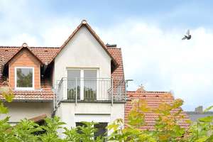 Bad Wilhelmshöhe / Alt Wahlershausen Sonnige und freie Dachgeschosswohnung mit Balkon und Carport in