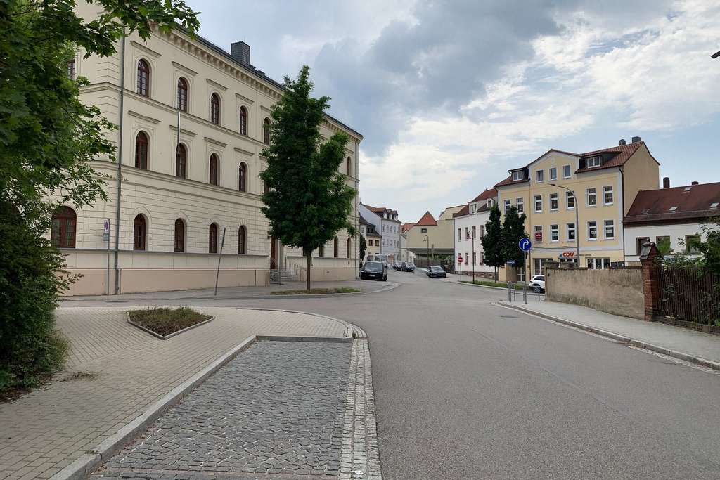 Immobilie in Borna - Wohn- und Geschäftshaus in exponierter Innenstadtlage - Bild 1