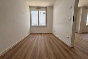Willkommen in Ihrer Wohlfühloase! Tolle 1,5-Zi-Wo. auf 50m² + EBK + Balkon! – Von-Hünefeld-Straße 20+22, 89231 Neu-Ulm – Vorschaubild 4