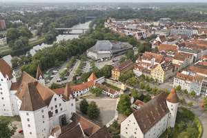Stilvolle Maisonettewohnung mit Galerie, Panoramafenster und privatem Aufzug – Die vollständige Adresse der Immobilie erhältst du vom Anbieter., 85049 Mitte, Ingolstadt – Vorschaubild 4