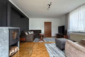 Flexibles Wohnkonzept: Großzügiges Wohnhaus mit Arbeitsbereich und Garten in 78586 Deilingen – Die vollständige Adresse der Immobilie erhältst du vom Anbieter., 78586 Deilingen – Vorschaubild 10