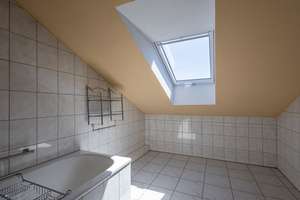 Maisonettewohnung mit Galerie, 2 Balkonen und 2 Tiefgaragenstellplätzen! – Die vollständige Adresse der Immobilie erhältst du vom Anbieter., 51375 Schlebusch, Leverkusen – Vorschaubild 18