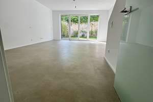Exklusives und geräumiges Townhouse in ruhigem Hinterhof mitten in Flingern – Gerresheimer Straße 139 c, 40233 Flingern Süd, Düsseldorf – Vorschaubild 2