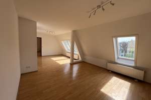 4-Zimmer MAISONETTE-WHG |  NEUE EBK | BALKON | – Heilbronner Straße 77, 70191 Heilbronner Straße, Stuttgart – Vorschaubild 2