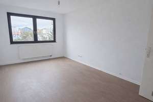Helle 2-Zimmer-Wohnung mit Balkon & Stellplatz in Würzburg-Heidingsfeld (mit Aufzug) – Die vollständige Adresse der Immobilie erhältst du vom Anbieter., 97084 Heidingsfeld, Würzburg – Vorschaubild 4