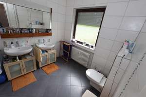 6-FAMILIENHAUS STUTTGART-MÖHRINGEN MIT PENTHOUSE-WOHNUNGEN UND GARAGEN – Die vollständige Adresse der Immobilie erhältst du vom Anbieter., 70567 Möhringen-Ost, Stuttgart – Vorschaubild 27