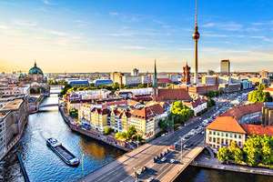 NEUER KP - EXKLUSIVES 5 METER-GALERIE-DACH -mit Weitblick- -an der Spree – Die vollständige Adresse der Immobilie erhältst du vom Anbieter., 10179 Mitte (Ortsteil), Berlin – Vorschaubild 3