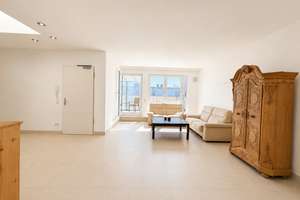 Wohnen über den Dächern von München-Obermenzing – 4-Zimmer-Wohnung mit Penthouse-Charakter – Die vollständige Adresse der Immobilie erhältst du vom Anbieter., 81245 Obermenzing, München – Vorschaubild 5