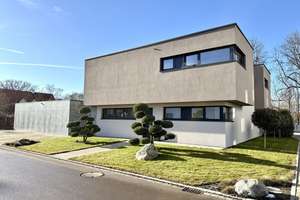 Für Individualisten:
Architektenhaus
mit Dreifachgarage
in Thannhausen – Die vollständige Adresse der Immobilie erhältst du vom Anbieter., 86470 Thannhausen – Vorschaubild 9