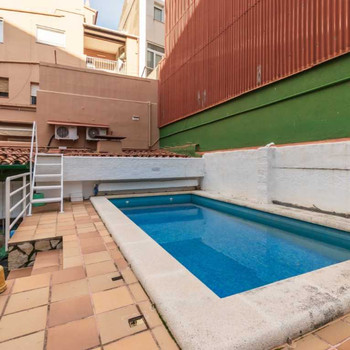 Erdgeschoss mit Garten und privatem Pool in Llançà Ideal als Kapitalanlage oder Zweitwohnsitz