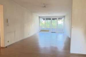 Großzügige 3,5 Zimmer-Wohnung mit XXL Balkon in guter Lage nähe Neckar - provisionsfrei ! – Die vollständige Adresse der Immobilie erhältst du vom Anbieter., 74074 Heilbronn, Heilbronn – Vorschaubild 2