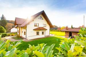 BRUMANI | Repräsentatives EFH mit eigener Wellness-Oase und Pool in ruhiger Lage von Sasbach – Die vollständige Adresse der Immobilie erhältst du vom Anbieter., 77880 Sasbach – Vorschaubild 33