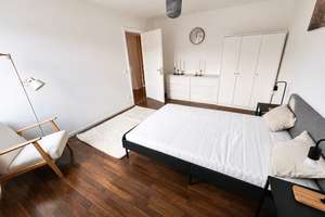Wohnen im Grünen in Milbertshofen: moderne, MÖBLIERTE 3-Zimmer-Wohnung mit sonnigem Balkon – Die vollständige Adresse der Immobilie erhältst du vom Anbieter., 80807 Milbertshofen, München – Vorschaubild 4