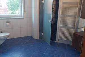 Schöne 4-Zimmer-Doppelhaushälfte mit gehobener Innenausstattung und EBK in Reichstorf – Reichstorf 100, 94428 Eichendorf – Vorschaubild 7