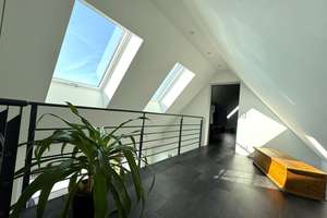 Sehr selten! Lage und Design gepaart hochwertiger Ausstattung und mit Traumblick über Freiburg – Die vollständige Adresse der Immobilie erhältst du vom Anbieter., 79100 Unterwiehre-Süd, Freiburg im Breisgau – Vorschaubild 17