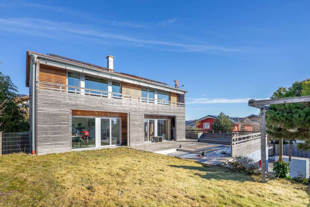 Immobilie in Glonn - Wohnen & Arbeiten unter einem Dach - Energieeffizientes Architektenhaus in modernem Stil! - Bild 2