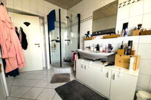 3 FAMILIENHAUS IN SEHR BEGEHRTER LAGE VON REICHENBACH IN EINER SACKGASSE... – Die vollständige Adresse der Immobilie erhältst du vom Anbieter., 76337 Waldbronn – Vorschaubild 36