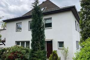 Schöne 140m²  DHH in 35683 Dillenburg,  4 Zimmer, Terrasse, Garten – Die vollständige Adresse der Immobilie erhältst du vom Anbieter., 35683 Dillenburg – Vorschaubild 1