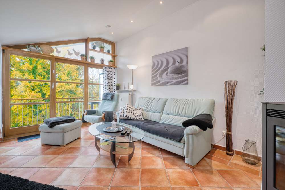 Immobilie in Wittenbeck - „Am Grün“: Jung mit Kamin, 2 Balkonen, Keller & Carport, in TOP Lage zwischen Golfplatz & Ostsee !!! - Bild 6