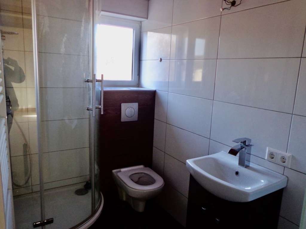 Immobilie in Ramsen - Provisionsfrei* Geräumiges Ein-/Zweifamilienhaus mit großem Garten-provisionsfrei - Bild 4