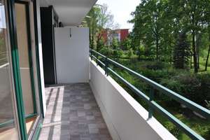 Von Privat - helle 3-Zimmer-Wohnung mit Balkon und Einbauküche, Blick ins Grüne – Preziosastraße 25, 81927 Johanneskirchen, München – Vorschaubild 7