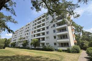 SEHR GEFÄLLIGE GEPFLEGTE 3 ZIMMER WHG IN RUHIGER LAGE - in BOGENHAUSEN OST