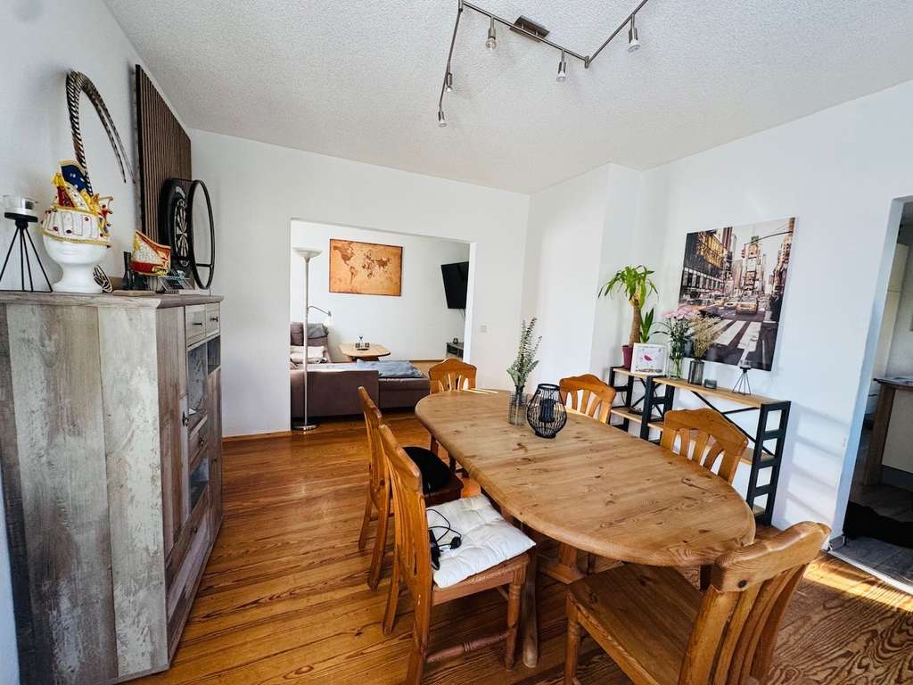 Immobilie in Anhausen - EFH mit viel Potential für Eigennutzer wie auch Kapitalanleger - Bild 2