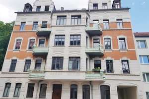 Großzügige 3-Raum-Wohnung mit Balkon im kernsanierten Gründerzeithaus im Lutherviertel – Dittesstraße 6, 9126 Bernsdorf, Chemnitz – Vorschaubild 1