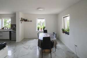 Neuwertiges exklusives Haus mit Garten in Lauterhofen – Die vollständige Adresse der Immobilie erhältst du vom Anbieter., 92283 Lauterhofen – Vorschaubild 5
