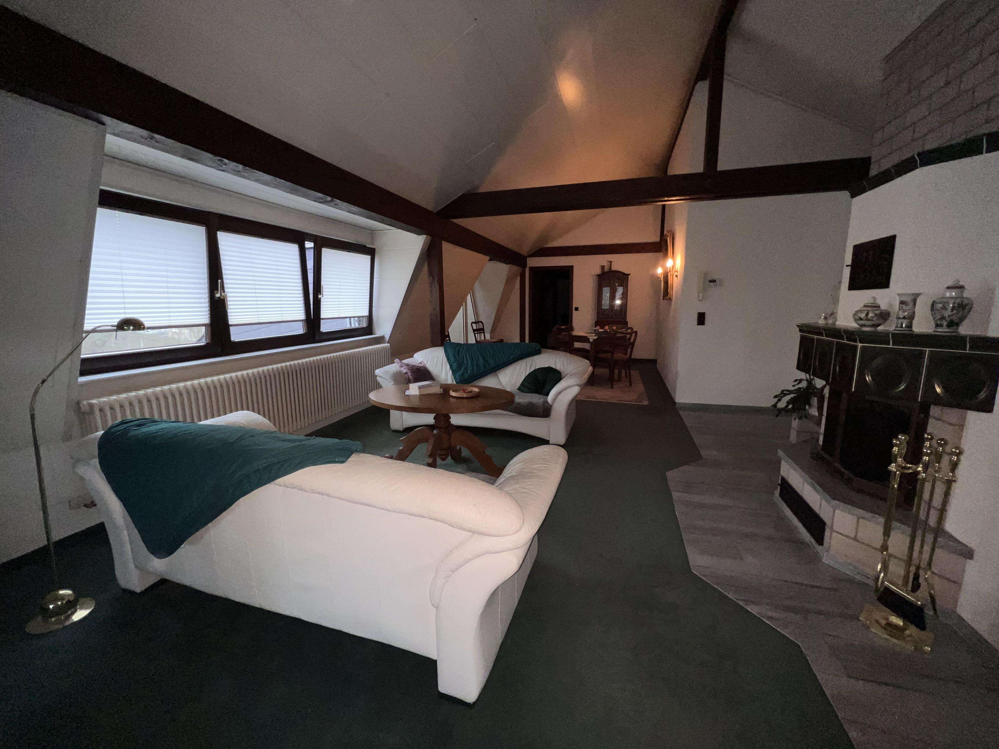 Immobilie in Neukirchen/Erzgebirge - Wohnen, Büro und Praxis in einem! - Bild 6