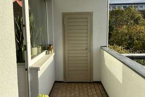 Top Lage! Helle 3 Zimmer Wohnung, inklusive Balkon, in Düsseldorf Bilk – Färberstraße 76, 40223 Bilk, Düsseldorf – Vorschaubild 10