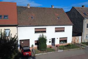 Sanierungsbedürftiges Haus mit umfangreichen Nebengebäuden in Staßfurt – 39418 Staßfurt – Vorschaubild 2