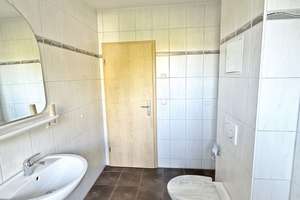 Hier lässt es sich LEBEN! Wohnen in idyllischer Lage mit Balkon und Tageslichtbad – Otto-Planer-Straße 2, 9131 Ebersdorf, Chemnitz – Vorschaubild 5