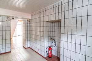 Einzigartiges Anwesen - großzügiges Wohn- & Geschäftshaus in Hellenthal. *provisionsfrei* – Reifferscheider Str. 14, 53940 Hellenthal – Vorschaubild 14