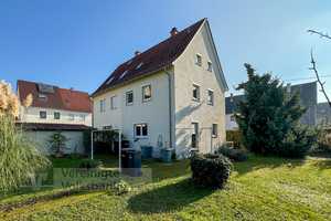 SCHÖN GELEGENE DHH MIT TOLLEM GARTEN UND AUSBAUPOTENTIAL! – Reutlingen (Kreis) – Vorschaubild 11