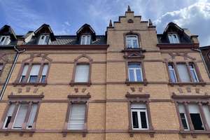 Mehrfamilienhaus mit 8 Einheiten in zentraler Lage