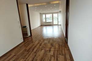 VON PRIVAT: Gepflegte 3-Zimmer-Wohnung mit Balkon im 4. OG in Köln-Rodenkirchen – Sürther Straße 107, 50996 Rodenkirchen (Ortsteil), Köln – Vorschaubild 5