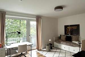 Lorettoviertel Düsseldorf - vollmöbl. Single-Apartm. mit Balkon und Blick auf Rheinturm zu vermieten