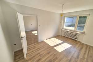 Erstbezug nach Renovierung: 3-Zimmer-Wohnung inkl. EBK – Kieselstraße 20, 42119 Elberfeld, Wuppertal – Vorschaubild 2