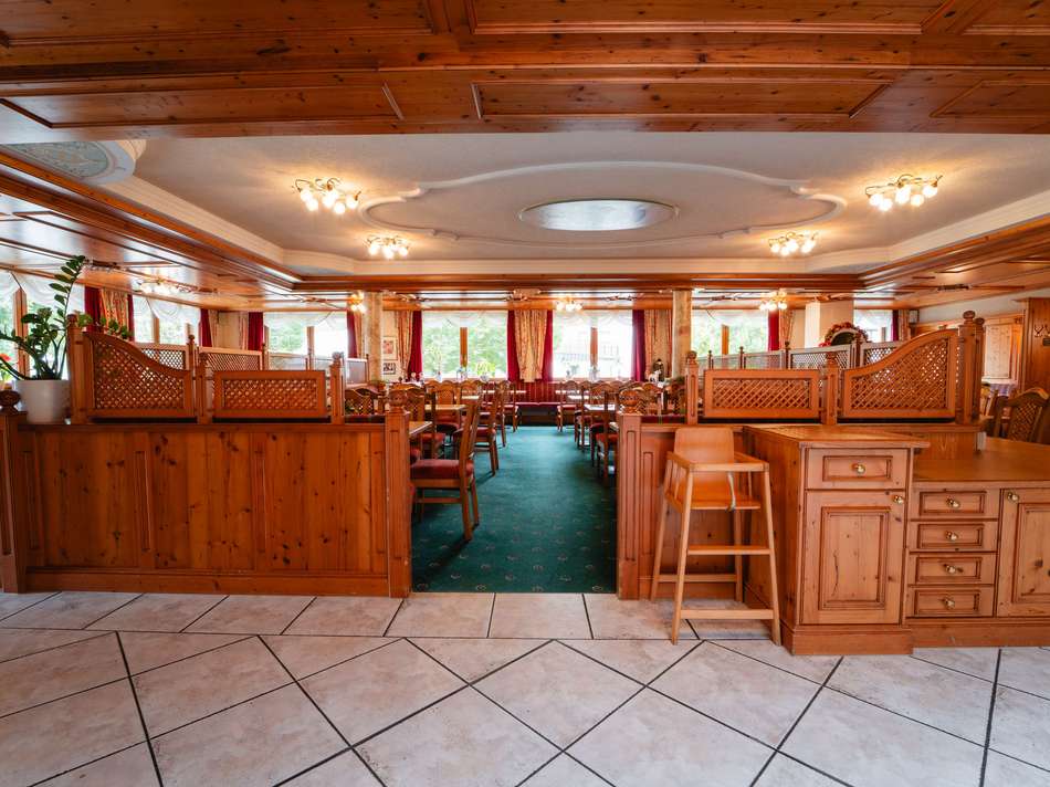 27 - Saint Johann-27